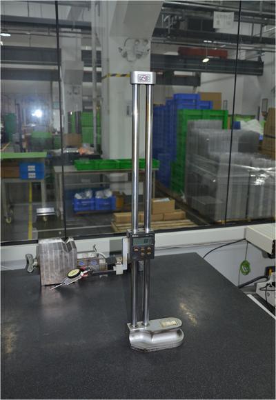 3、精密高度尺.JPG