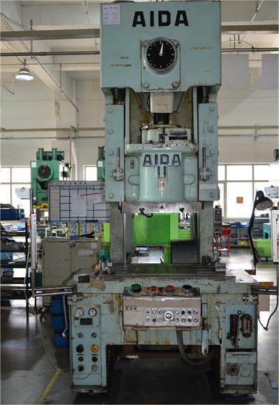 5、110T單點順送沖壓機2.JPG