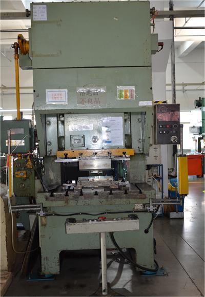 6、80T順送沖壓機.JPG